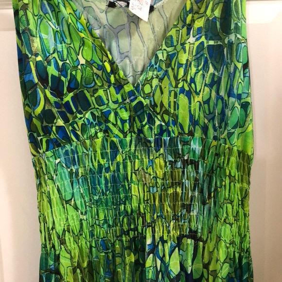 Stunning full length maxi dress with lace back - Picture 4 of 7